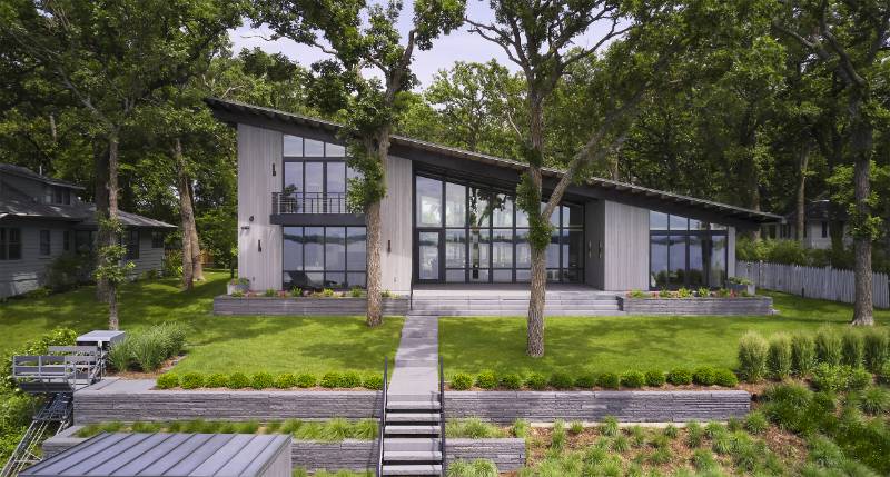 Elegant Lake House Featuring Shou Sugi Ban Charred Accoya Cladding