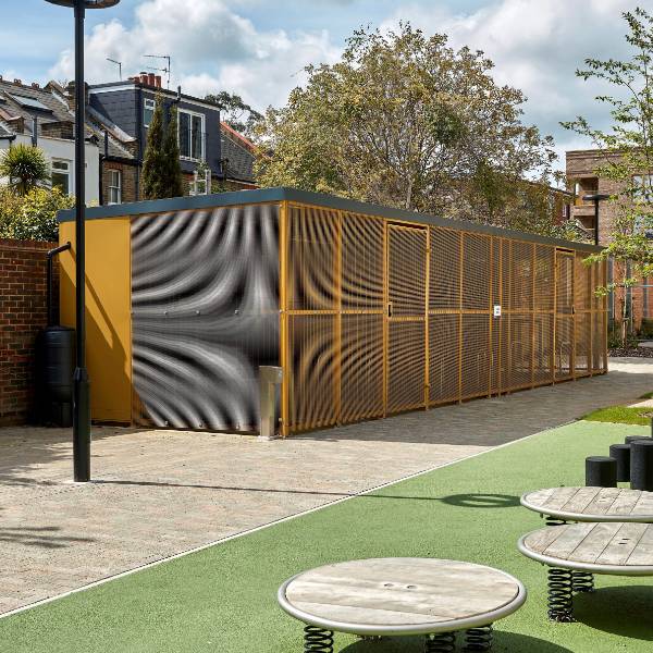 The Everglades, Hounslow