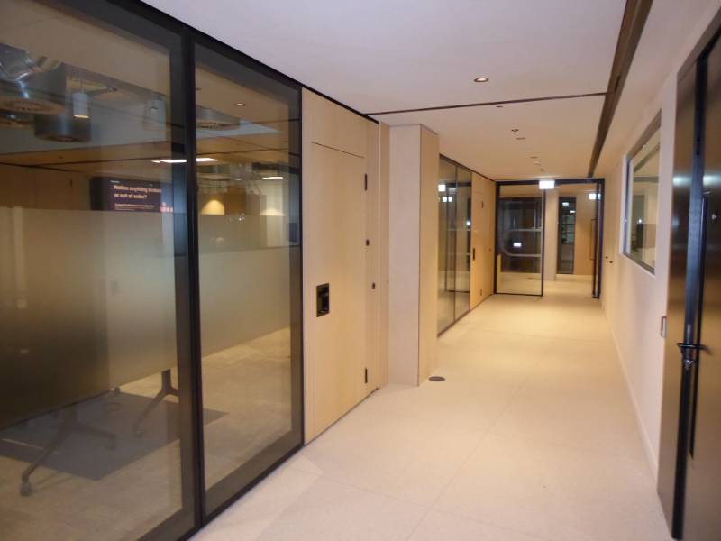 Dorma Variflex Semi Automatic Acoustic moveable wall - Wise offices, London