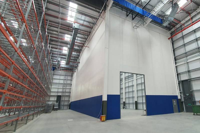 Flexiwall Temperature Control Enclosure Case Study - DB Schenker (Warehouse)