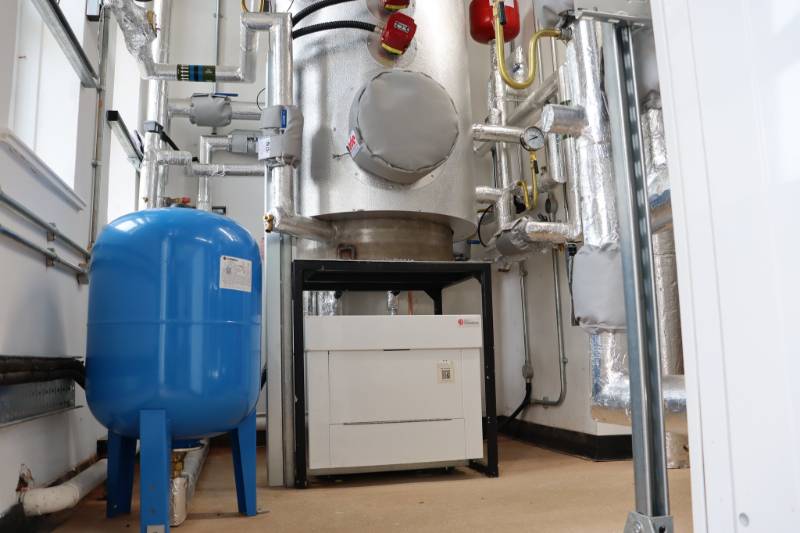 Top marks for sustainability! Marshland Primary Academy goes green