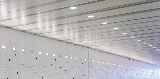 Exterior Metal Linear Closed Ceiling