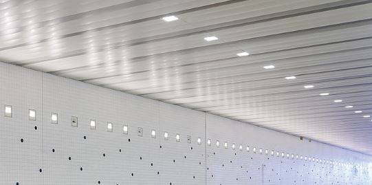 Exterior Metal Linear Closed Ceilings - Exterior metal ceiling system