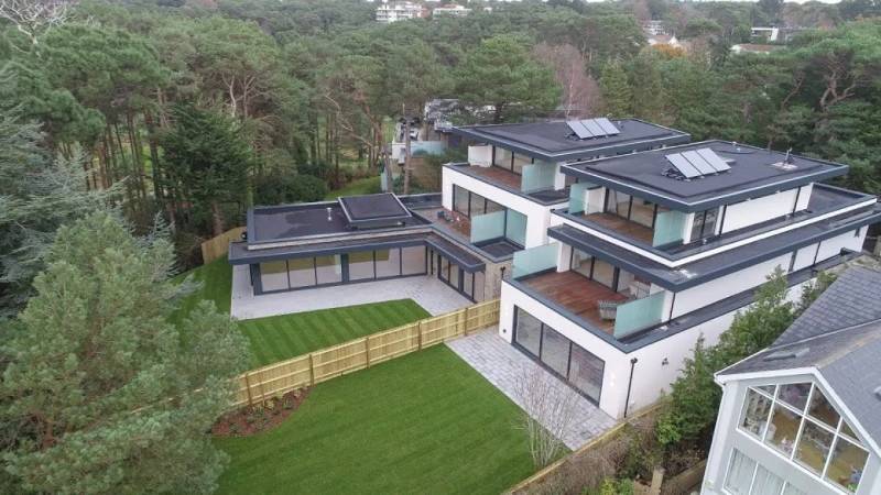 Quality and Aesthetics Key for the Roof of New Housing Development in Dorset