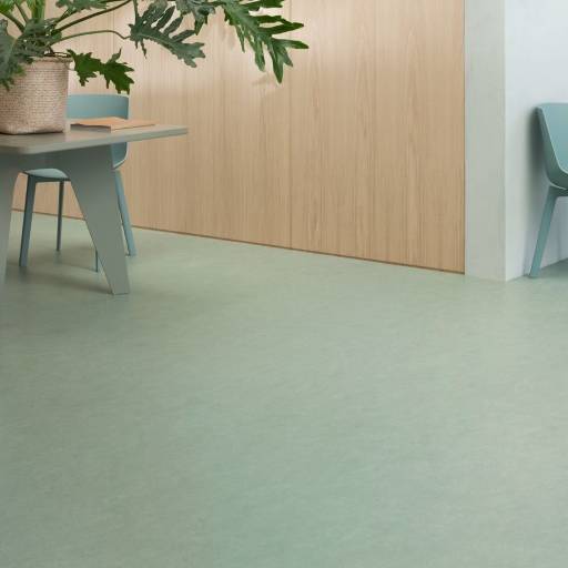 Resilient floor coverings