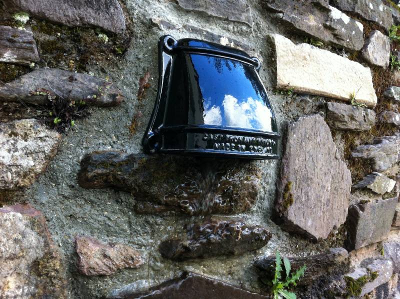 Cast Iron Rainwater and Drain Outlet Cowl