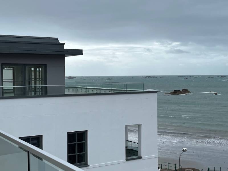 TL-2060 - Edinburgh House, Jersey