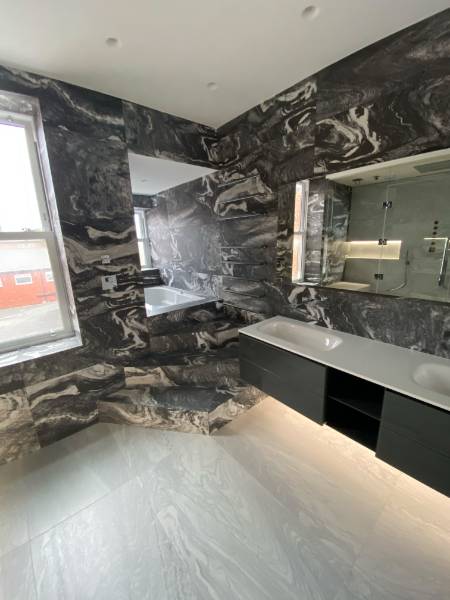 Luxury Steam Room Gets The Schlüter Treatment