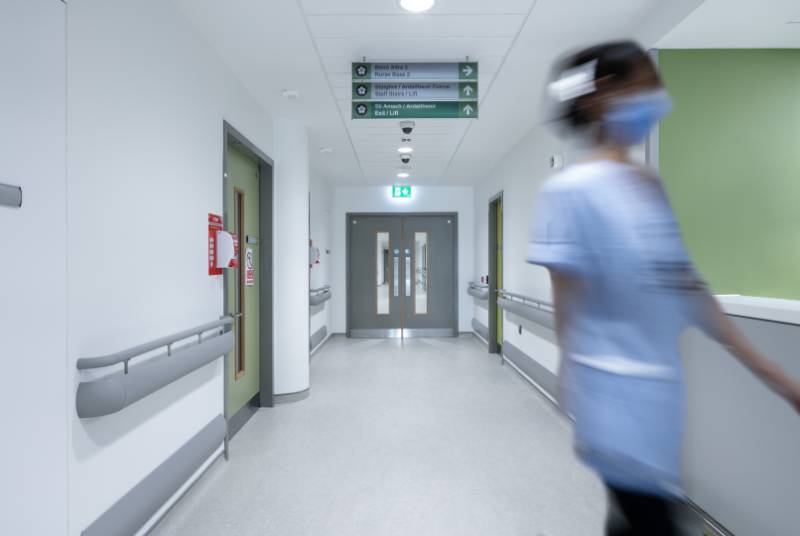 CS Acrovyn provides effective wall protection at the Mater Misericordiae University Hospital in Dublin