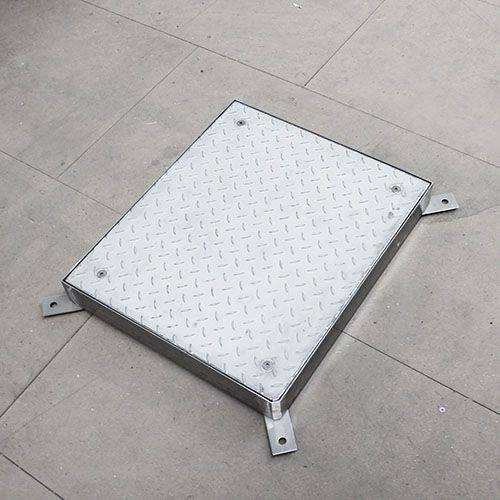 Access covers, gratings and frames