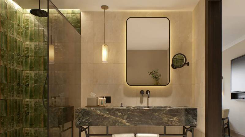 Luxury Hotel Bathrooms - Hyatt Blackfriars