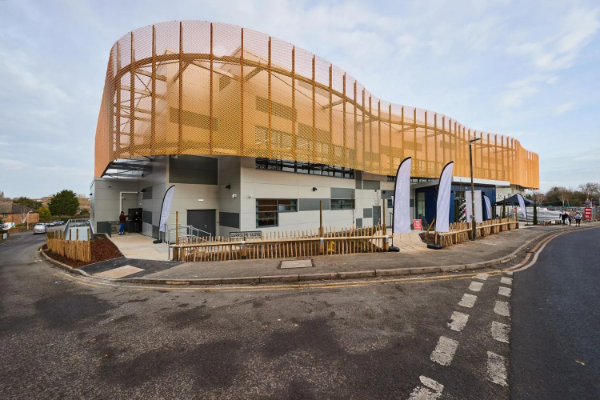 White Oak Leisure Centre | Nebula® Expanded Mesh Façade Centre
