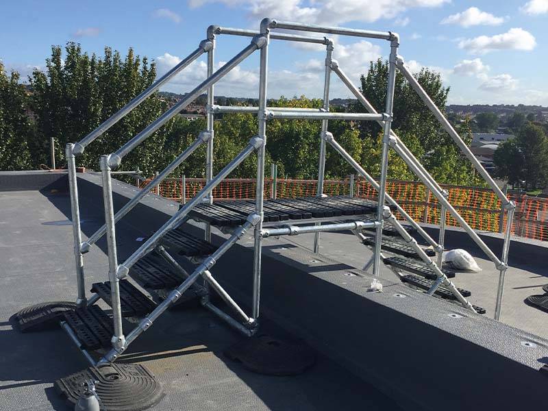 Kee Step® - Safety Stepover Range