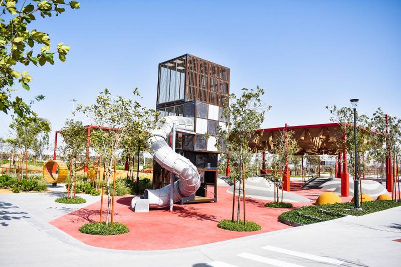Experience the natural beauty of Abu Dhabi's modern family park