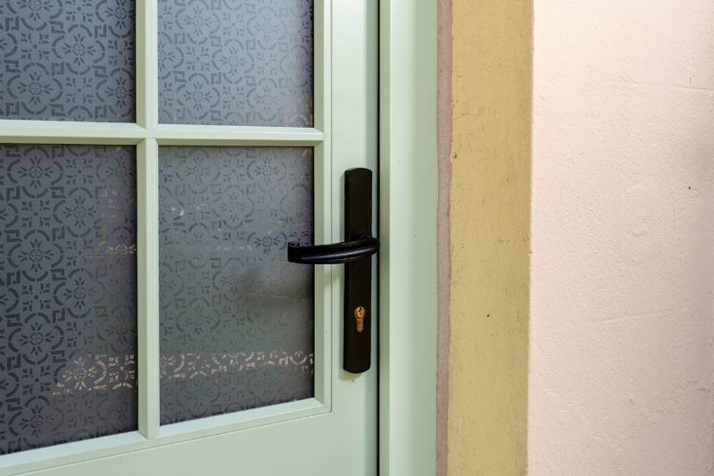 Black Antique Lever Door Handle on Backplate - DURATIQUE™ CO7200C