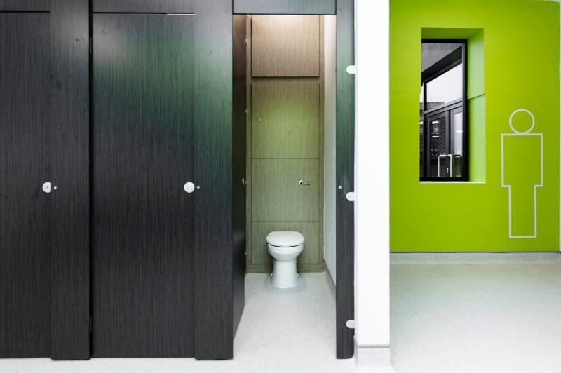 Skyline SGL (Floor to Ceiling) WC Cubicle - Full Height SGL Cubicle