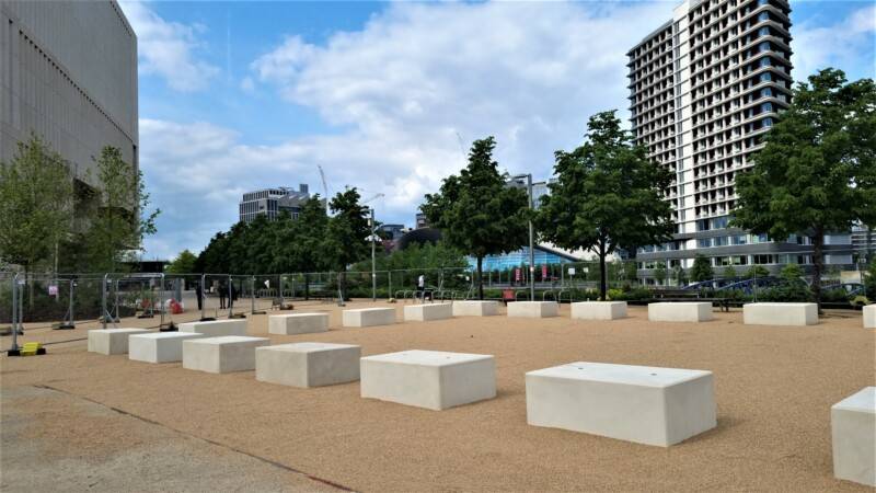 HVM – landscaping with CT Block Seats. Marshgate