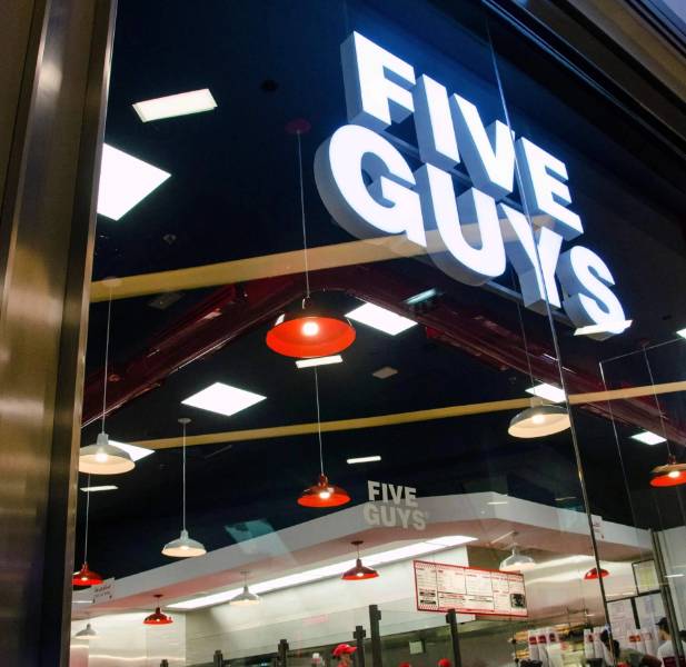 Five Guys, Fire Curtains for Effective Fire Compartmentation in Commercial Kitchens