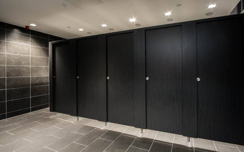 Basso Cubicles - Toilet and changing cubicles
