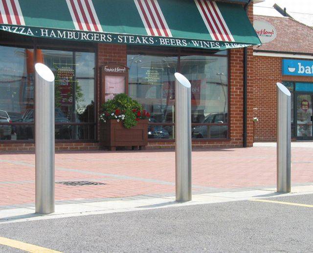 Zenith Sloped Bollard