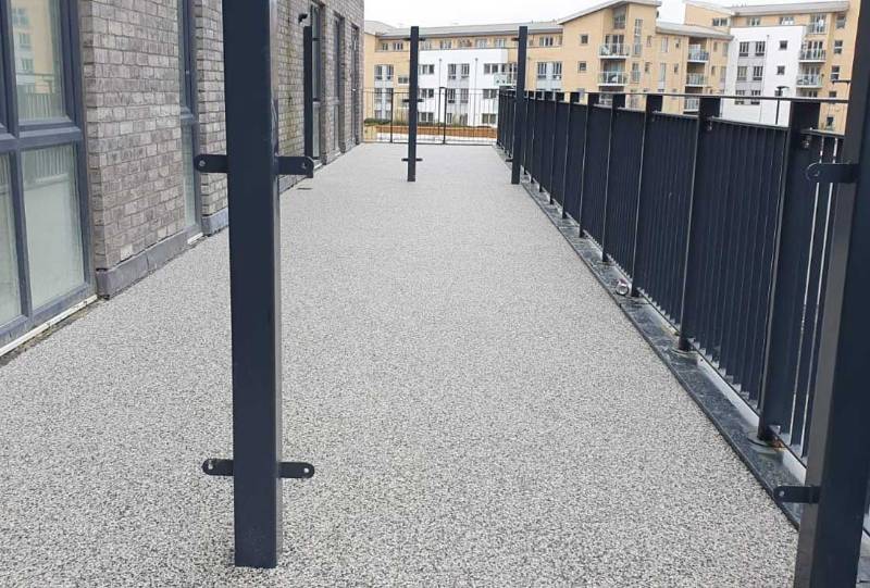 TERRABASE CLASSIC FOR PODIUM FLOORS AT RESIDENTIAL DEVELOPMENT IN ESSEX