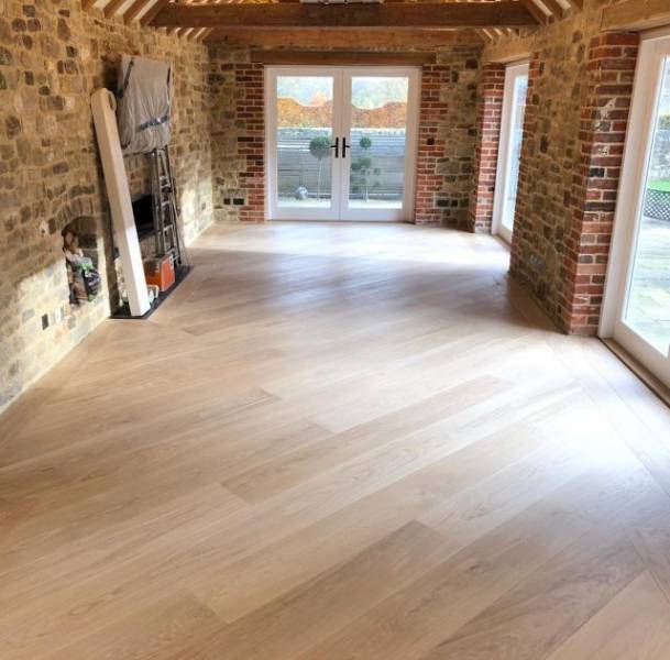 Oak Engineered Wood Flooring, UV Oiled, Designer