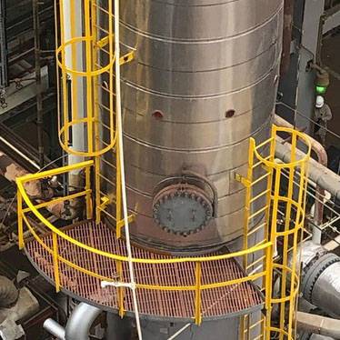 Mexico Oil Refinery Reactor - Pultruded Phenolic Grating