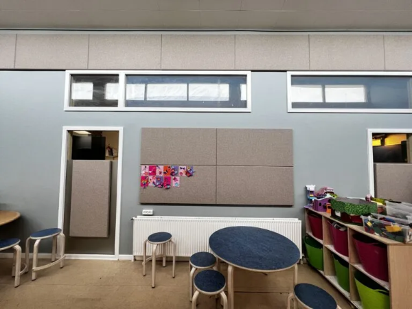 Lyddemping av skole nord for København