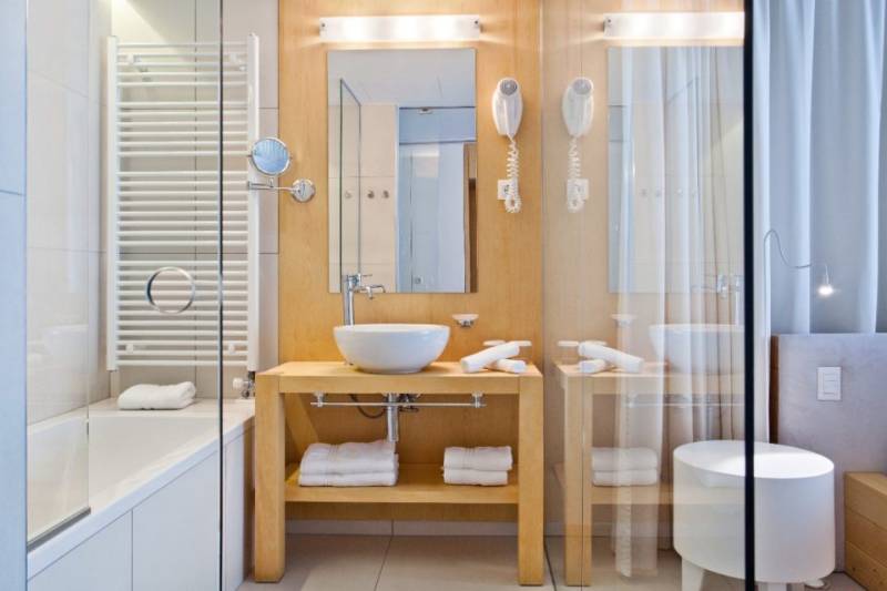 Guardian ShowerGuard® - ShowerGuard - Shower Glass