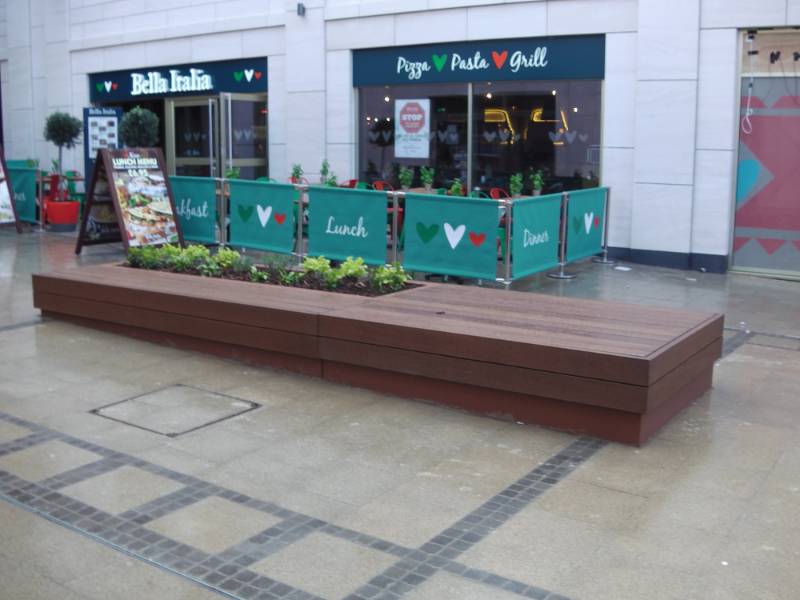 Planters and seating for Baxter Gate Leisure Development, Loughborough