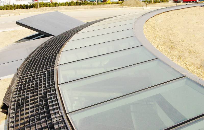 Bespoke Glazed Roof Access - The McLaren Technology Centre