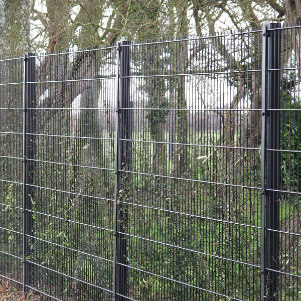 SolarGard Aurora SR1/A1 Solar Farm Security Fencing