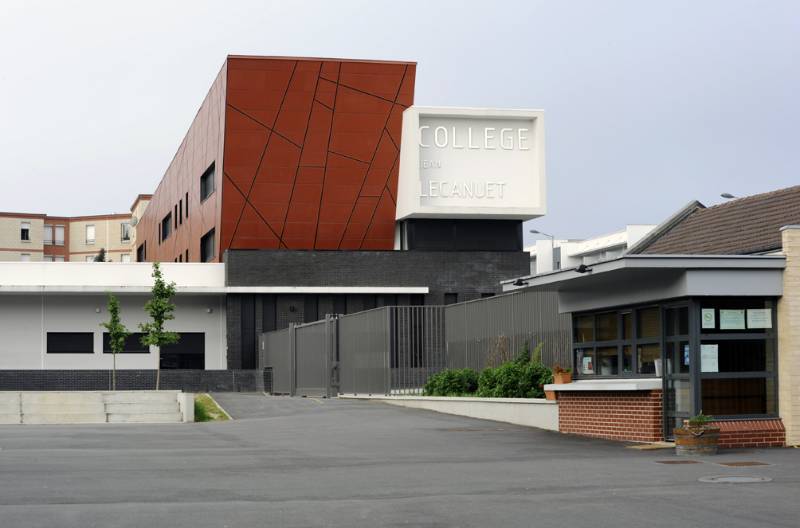 Lecanuet Secondary School, Rouen FR