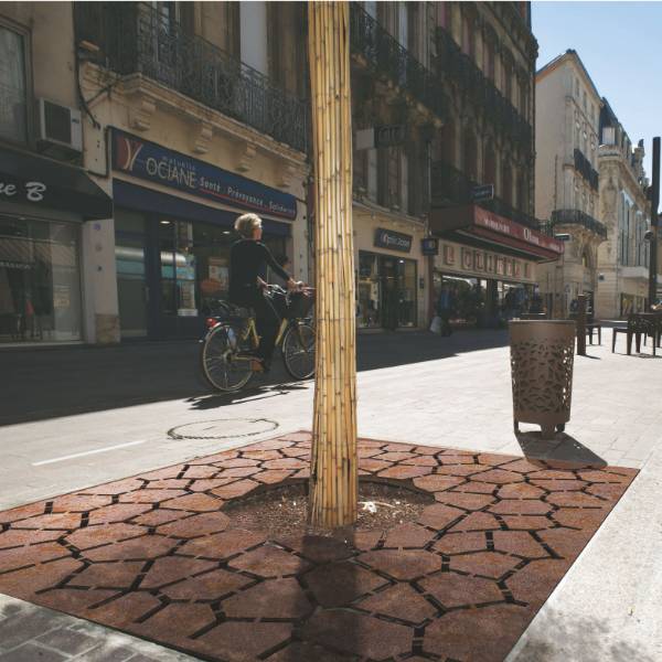 Land Tree Grille
