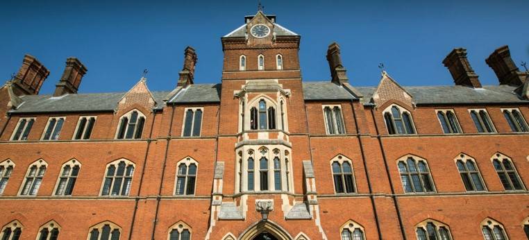 College’s striking fenestration replicated with new Clement W20 steel windows