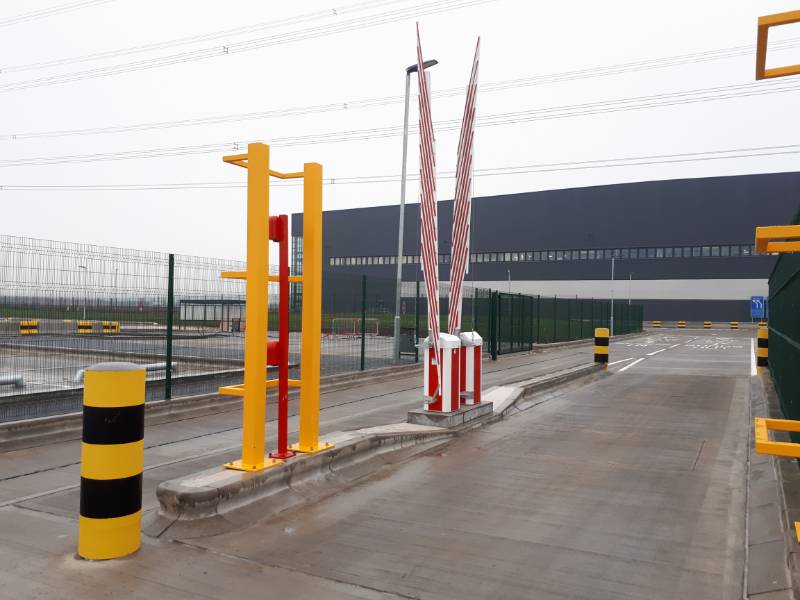 Trief Kerbs used to protect major South Yorkshire Distribution Centre.