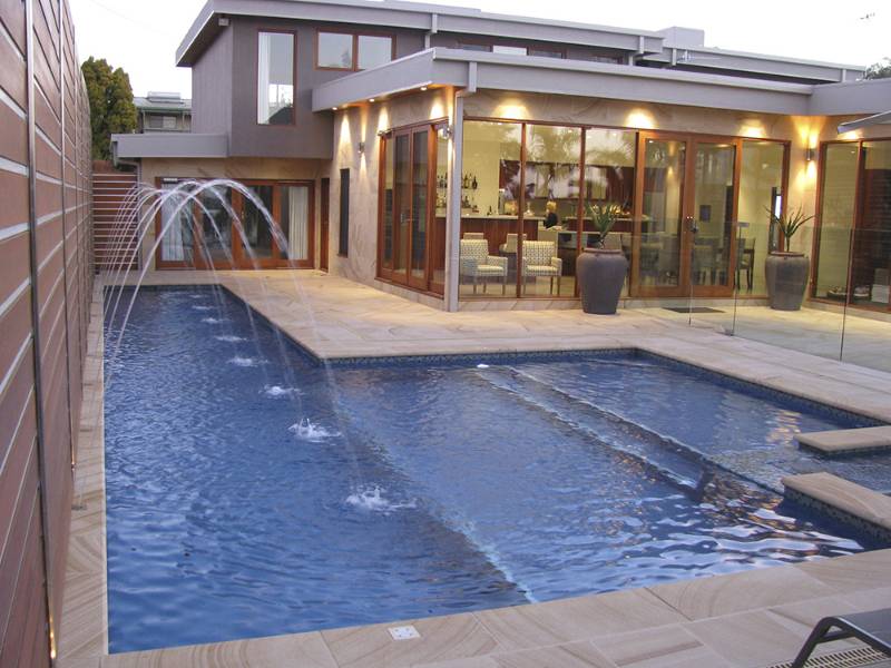 Sandstone Pool Coping