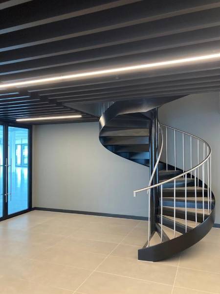 HUNTER DOUGLAS SHOWCASES SEDES™ BAFFLE SYSTEM IN MAJOR CANARY WHARF PROJECT