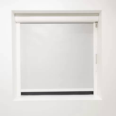 YewdaleDefiant® C44 Cassetted Roller Blind with Crank Mechanism and Side Channels