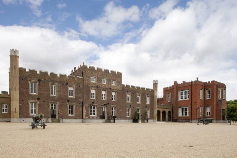 Royal Military Academy given luxury finish with Kingspan OPTIM-R