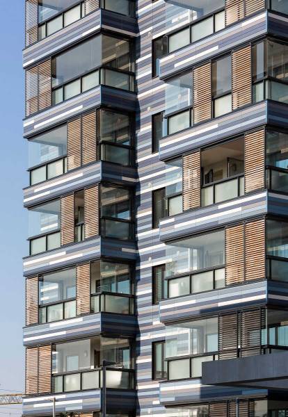 Watling Place - Architectural solar shading