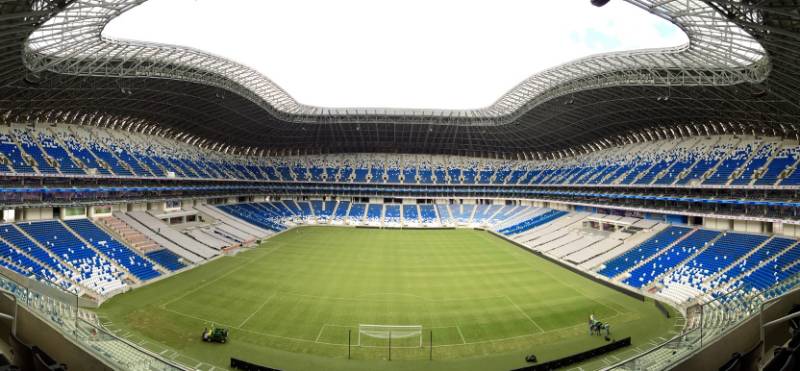 Roof walkways installed at striking football stadium