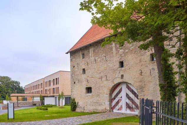 MODERN HOTEL ARCHITECTURE MEETS OLD MASONRY