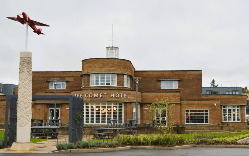 Selectaglaze Secondary Glazing:  The Comet Hotel