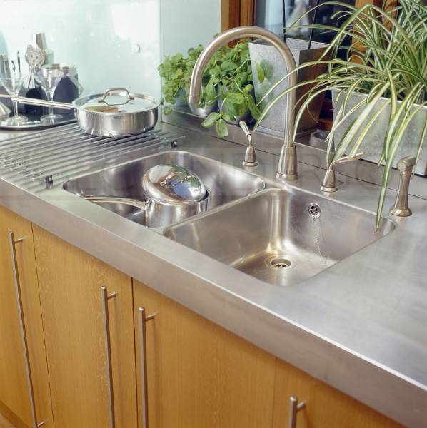 Domestic Kitchen with Curved Breakfast Bar