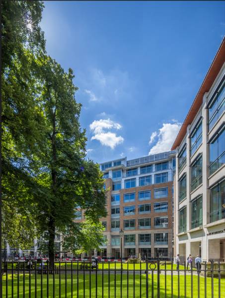 Continuous louvre wall for intensive ventilation Sancroft building in London