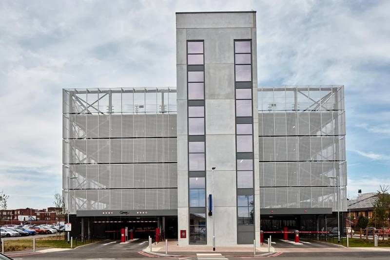 Birmingham City Hospital MSCP - Continuum® Aluminium Panel Façade System and Nebula® Architectural Expanded Mesh Façade System