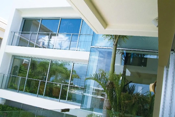 Sunergy® Low-E Glass - Low Emissivity Coated Laminated Glass