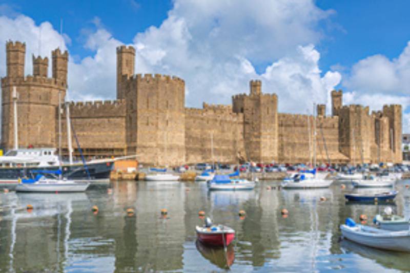 Castell Caernarfon's King's Gate (Heritage / FIREscape+ combined fire and emergency lighting)