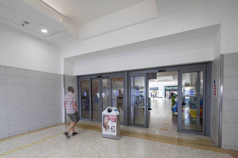 Automatic Sliding Door - ASSA ABLOY SL500 F